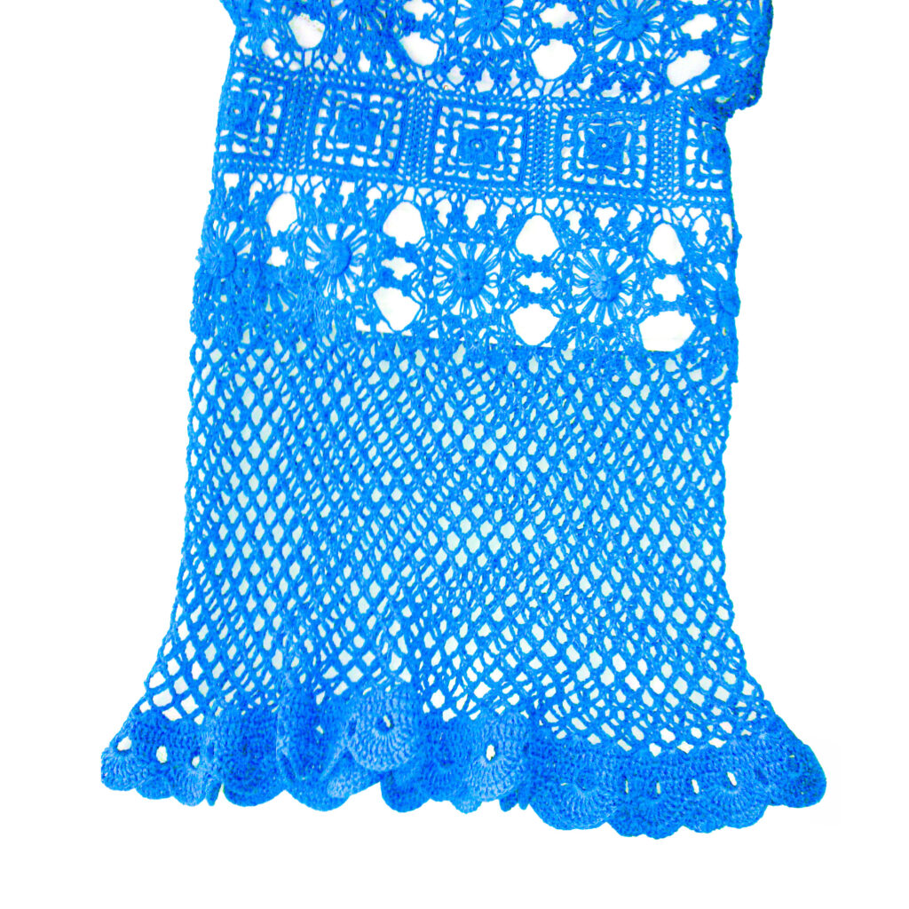 Crochet maxi skirt with net motif